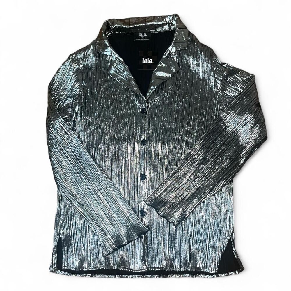 Dressed in Lala Women's Metallic Silver Plisse Blouse SZ L NWT